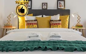 Premium Apartment By Mrg Apartments